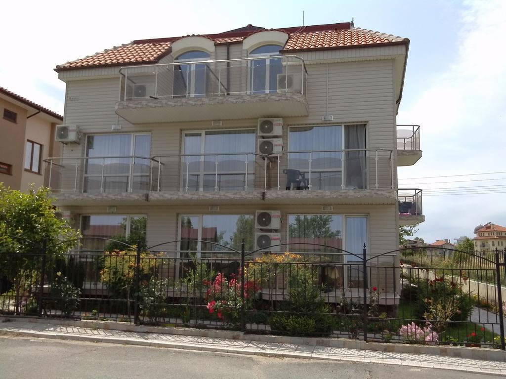 Morska Zvezda Guest House Chernomorets Bagian luar foto