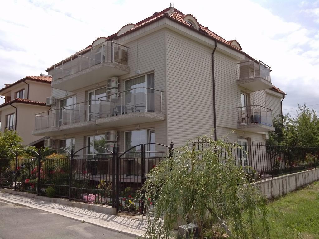 Morska Zvezda Guest House Chernomorets Bagian luar foto